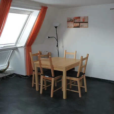 Seifert Apartment *